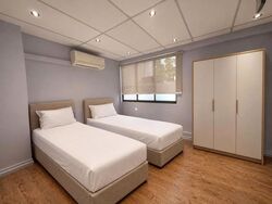 Toa Payoh Central (D12), Shop House #635869961